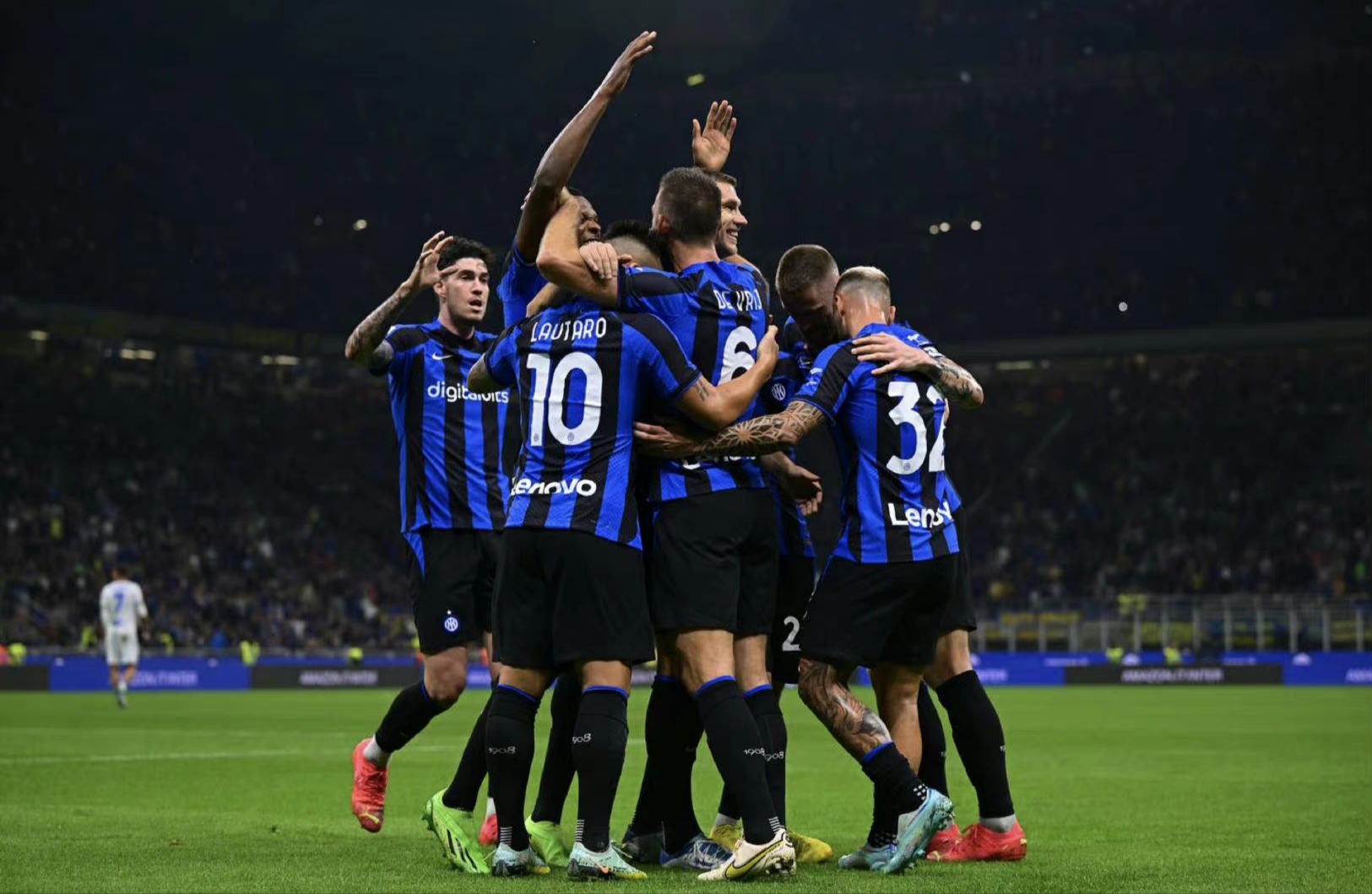 赛前山东男篮调整名单以备欧冠，门线救险环节打磨，更衣室稳定，赛季目标并未改变的简单介绍-九游体育