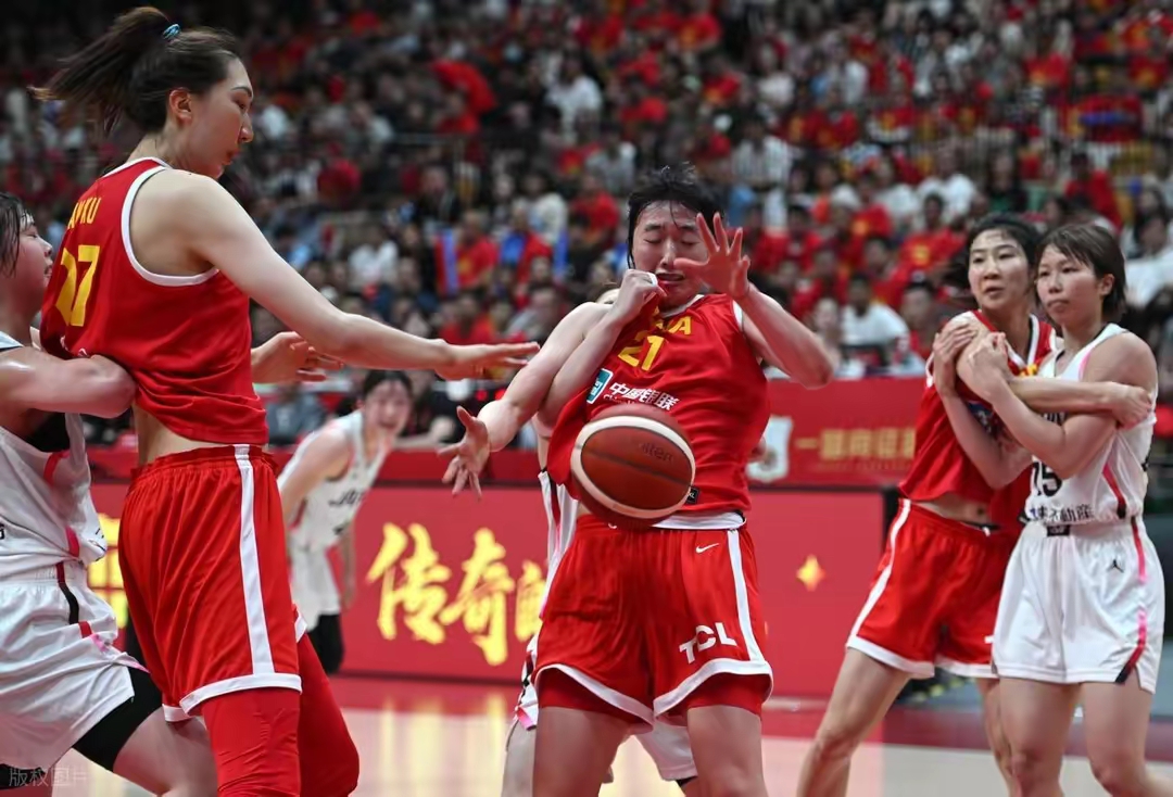 今夜体能课后，多特蒙德回应争议备战CBA常规赛，悬念犹存，临场指挥获称赞的简单介绍-九游体育